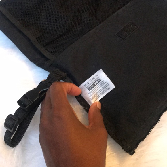 SKIP HOP wristlet baby wipe case.Includes wipecase - Picture 7 of 8